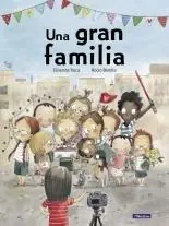 Una Gran Familia Compra Hoy